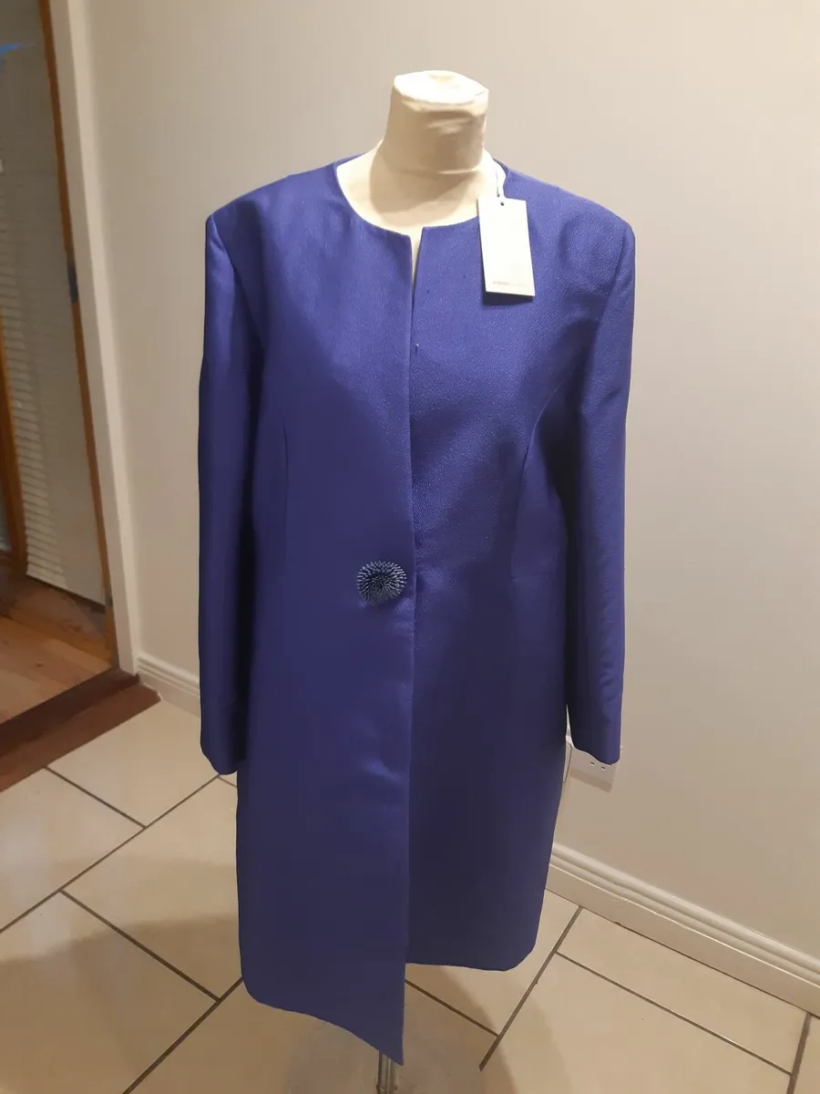 Ladies coat - Image 3