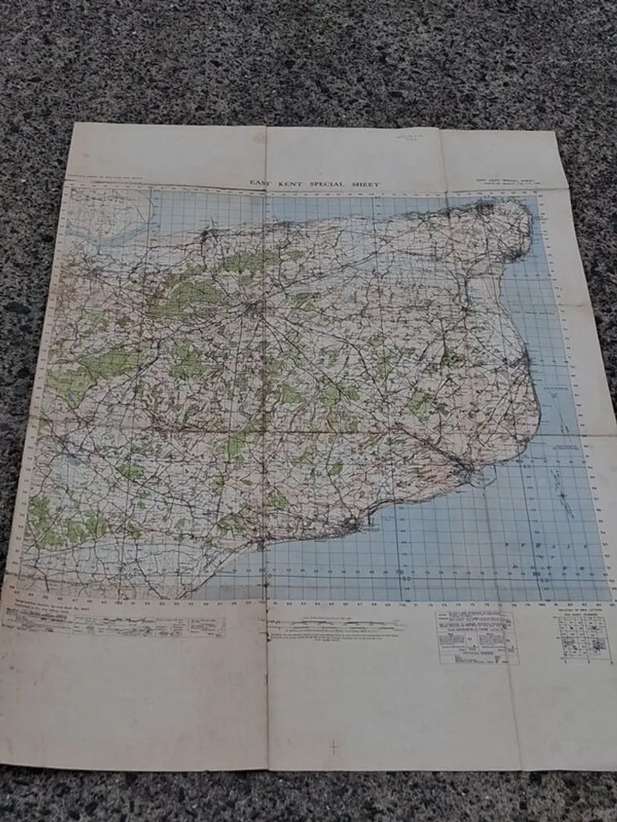 East Kent War Office WW11 Cloth Ordanance Map - Image 1