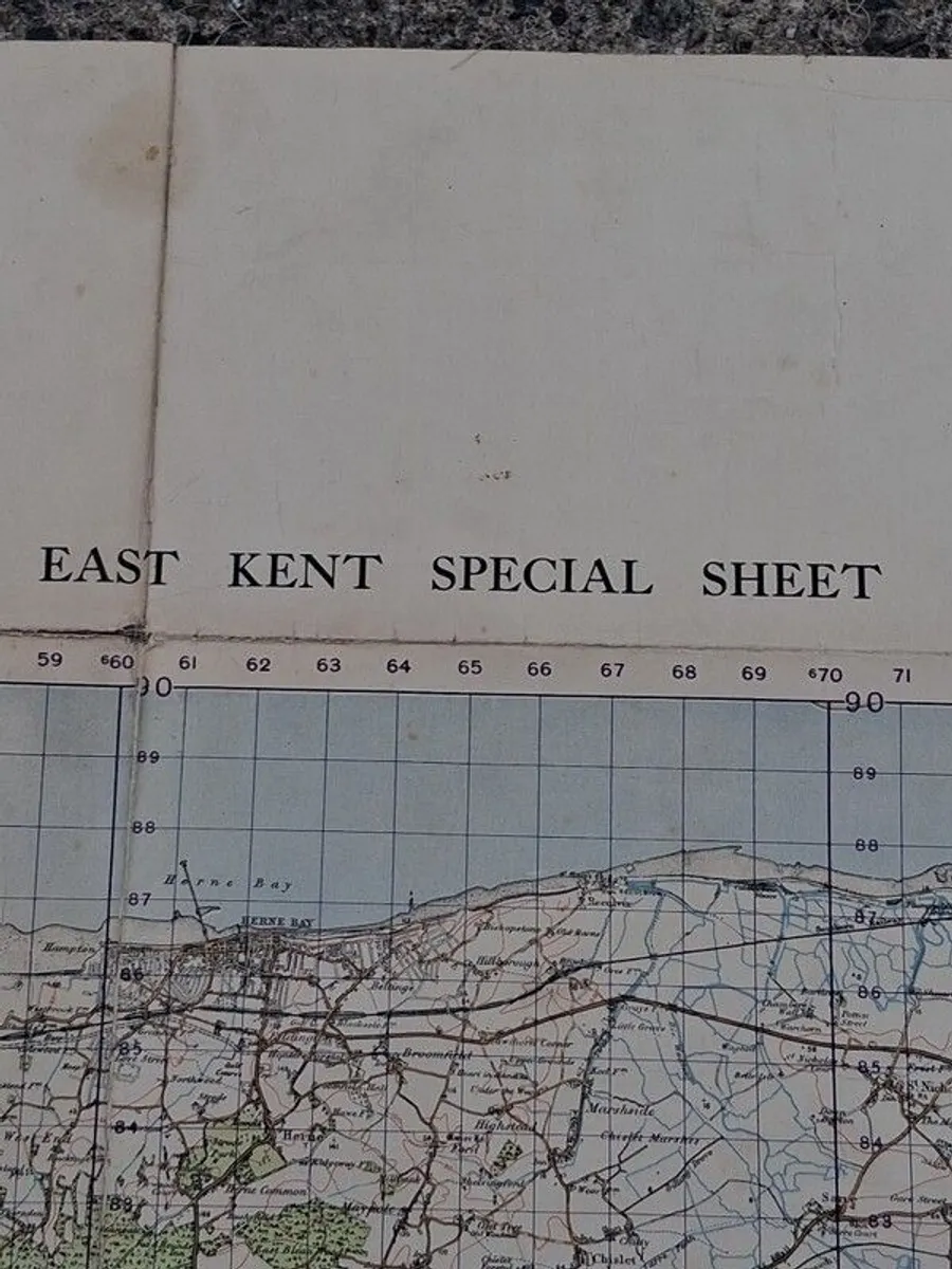 East Kent War Office WW11 Cloth Ordanance Map - Image 3