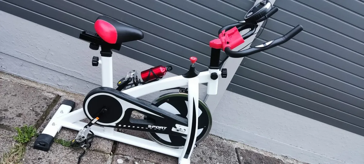 Exercise bike - Image 1