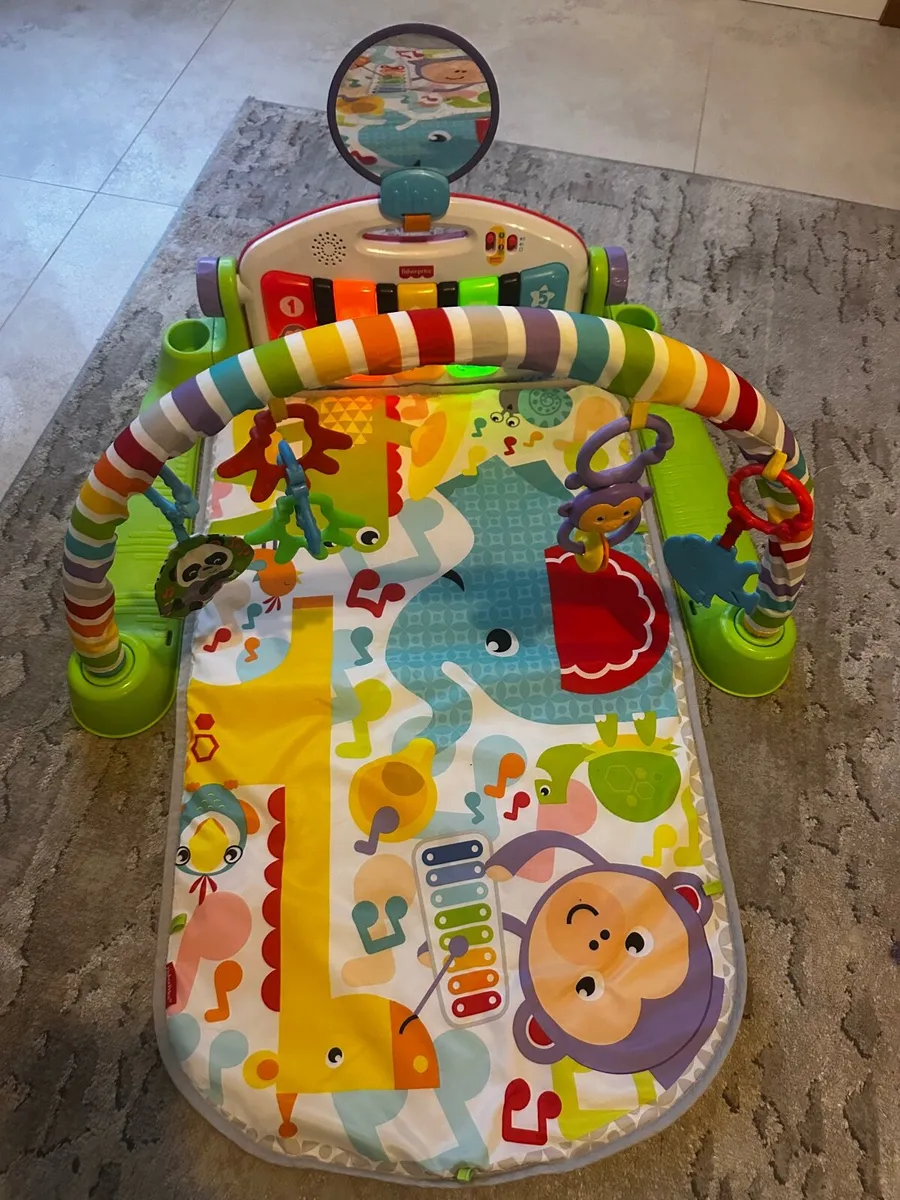 Fisher Price kick and play piano play mat - Image 4