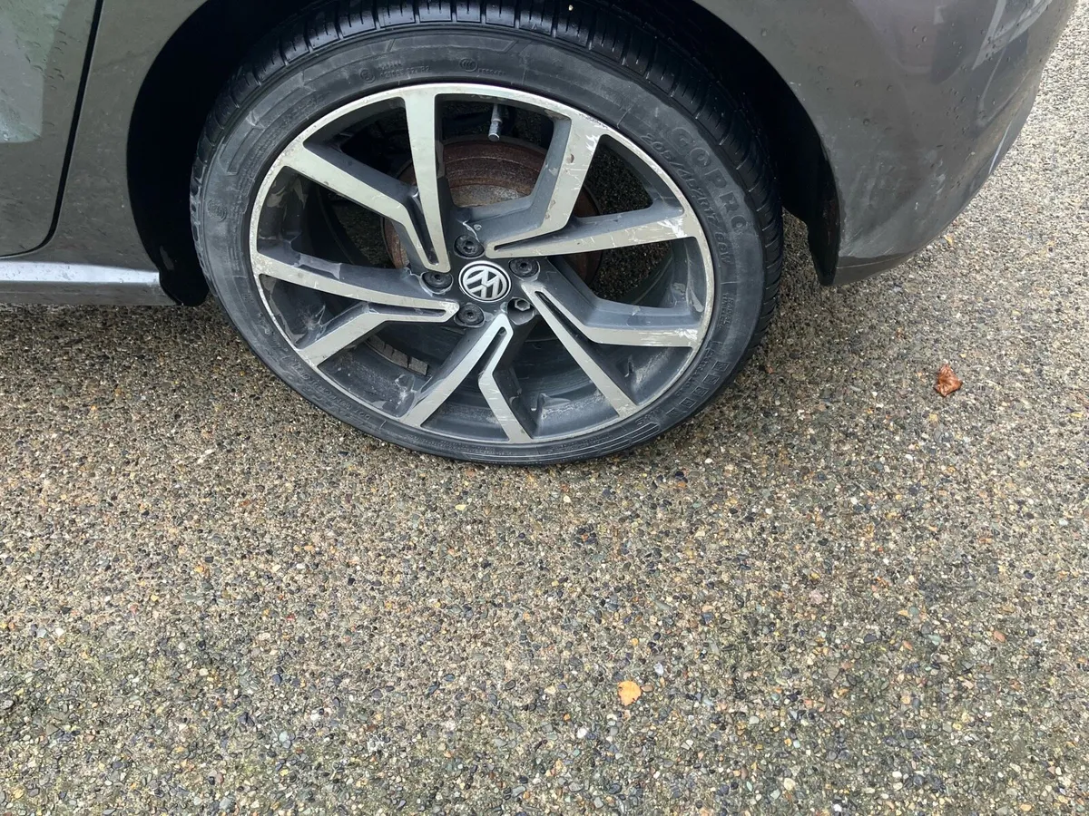 Volkswagen polo Trendline - Image 3