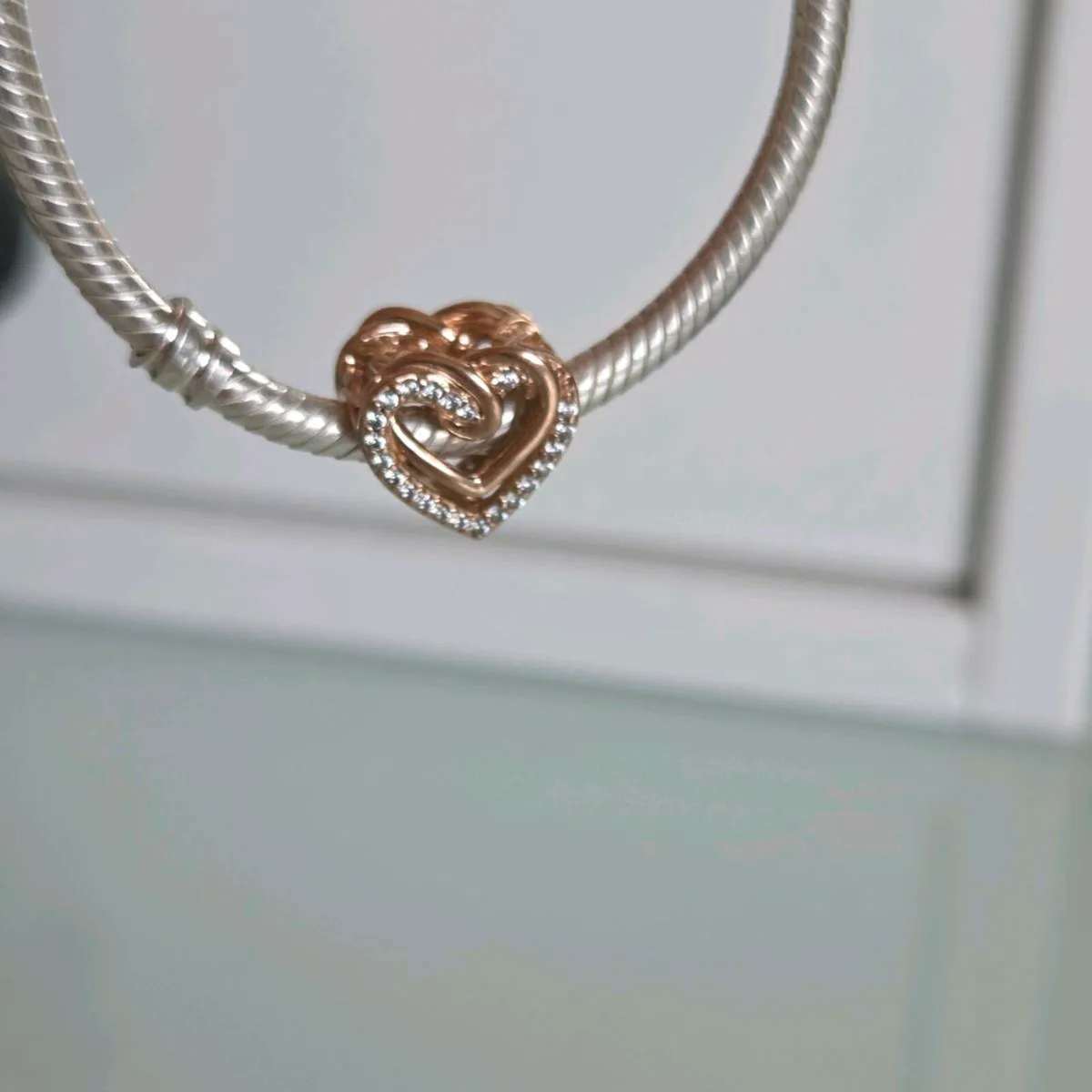 Pandora charm heart sparkly rose gold - Image 2