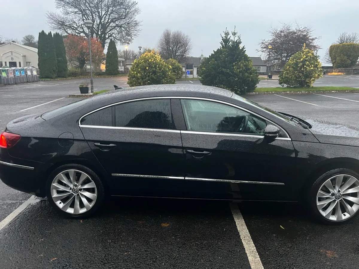 2014 Volkswagen CC - Image 2