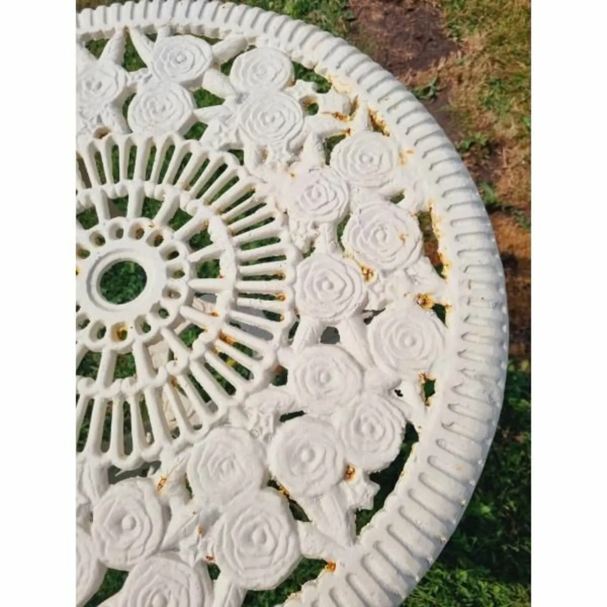 Cast Iron Table Medium CH-R-636 - Image 3