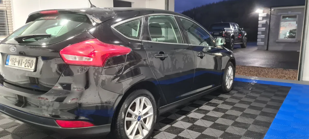 Ford Focus 2016 - Image 2
