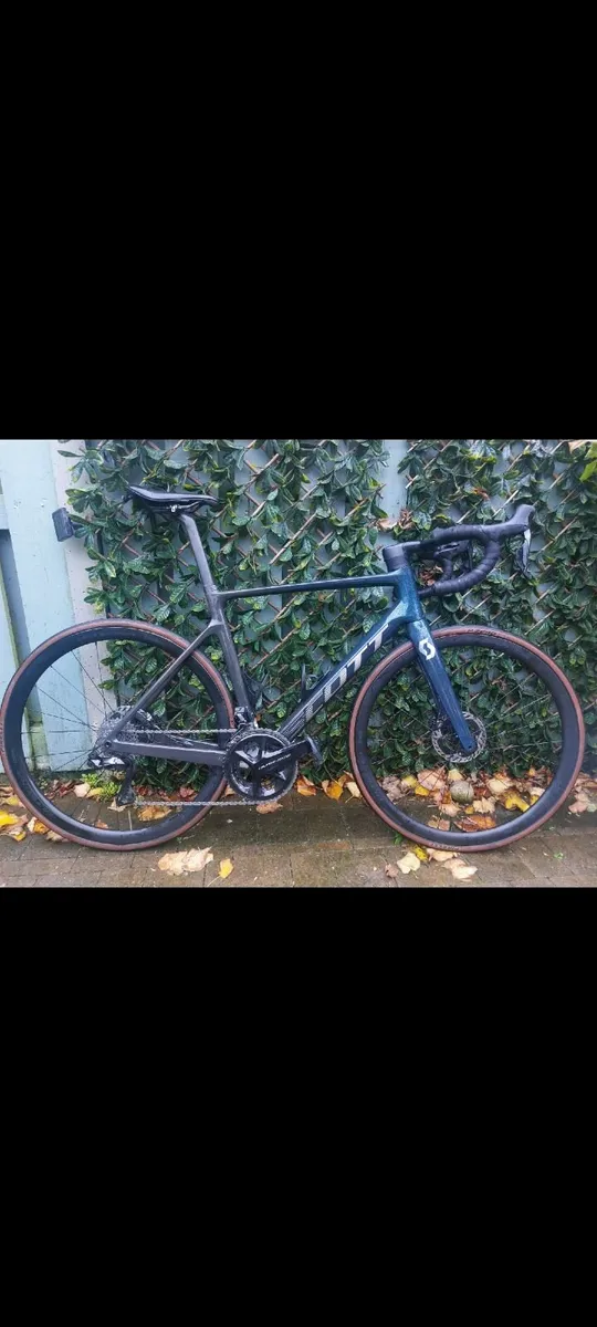 Carbon Road bike Wheels For Sale Liteweight - Image 1