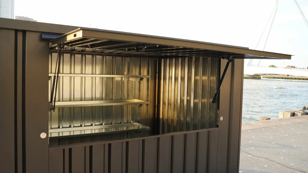 Outdoor Party Bar Container – Serve in Style - Image 1