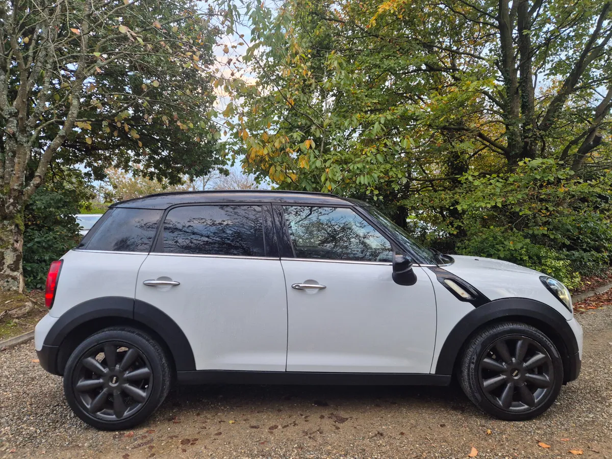 2017'MINI COOPER 2.0 DIESEL AUTO - Image 3