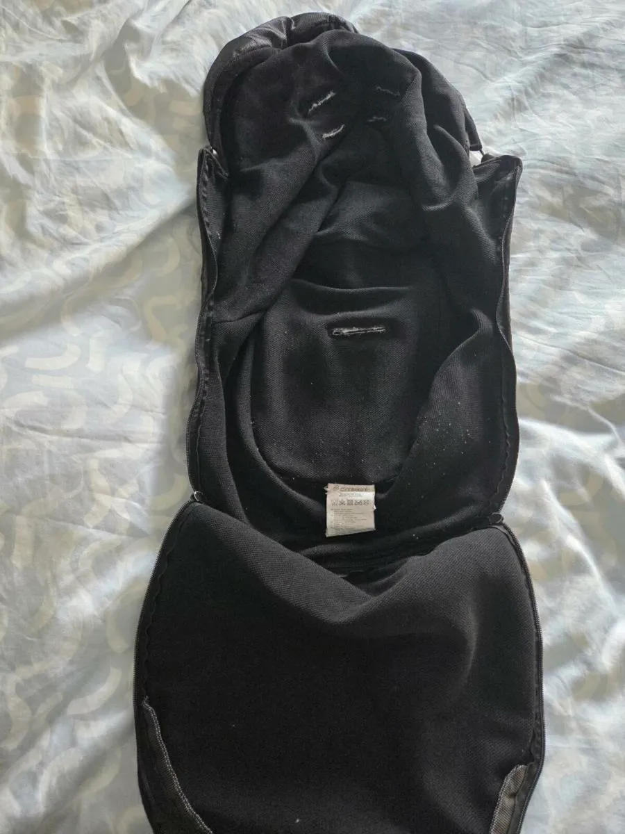 Maxi Cosi newborn footmuff - Image 3