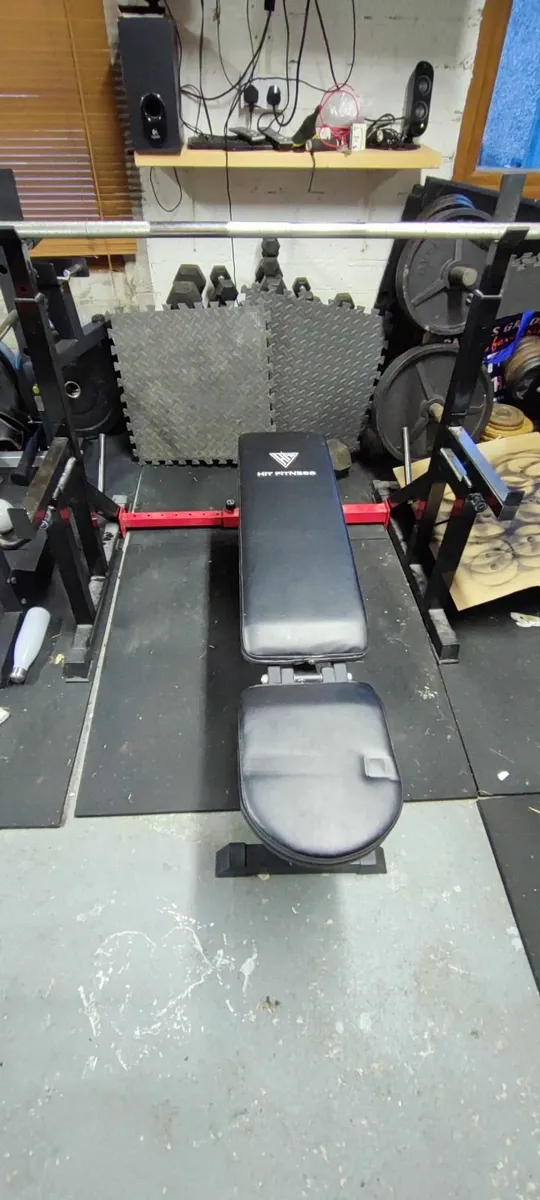 ADJUSTABLE SQUT RACK WEIGHTS BENCH , GREAT SET - Image 1