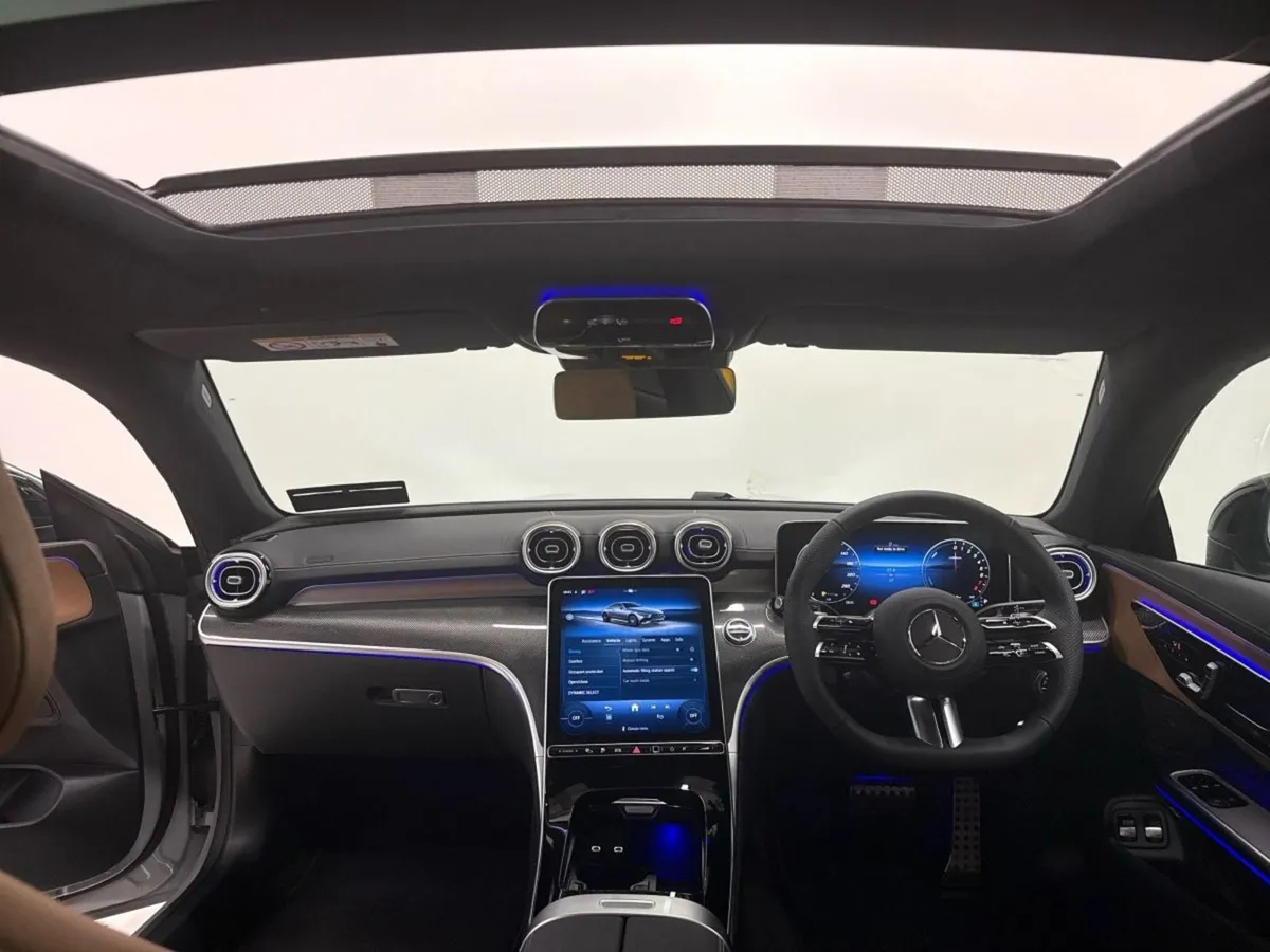 Mercedes-Benz CLE CLE 300e Coupe EQ AMG Line Plus - Image 4