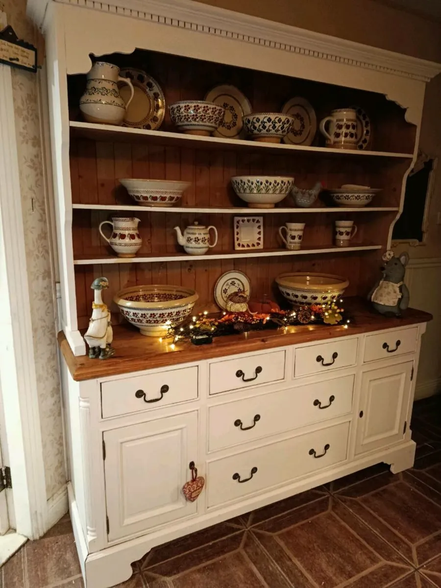 Solid kitchen dresser delivery arranged - Image 1