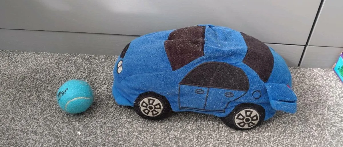 Car plush toy - Image 1