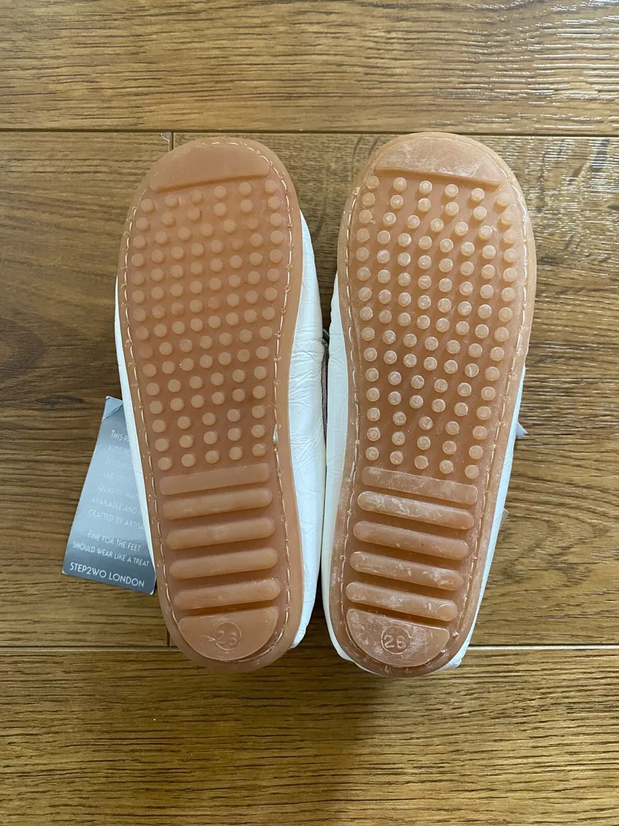 Step2wo London Kid’s White Loafers / Moccasins - Image 3