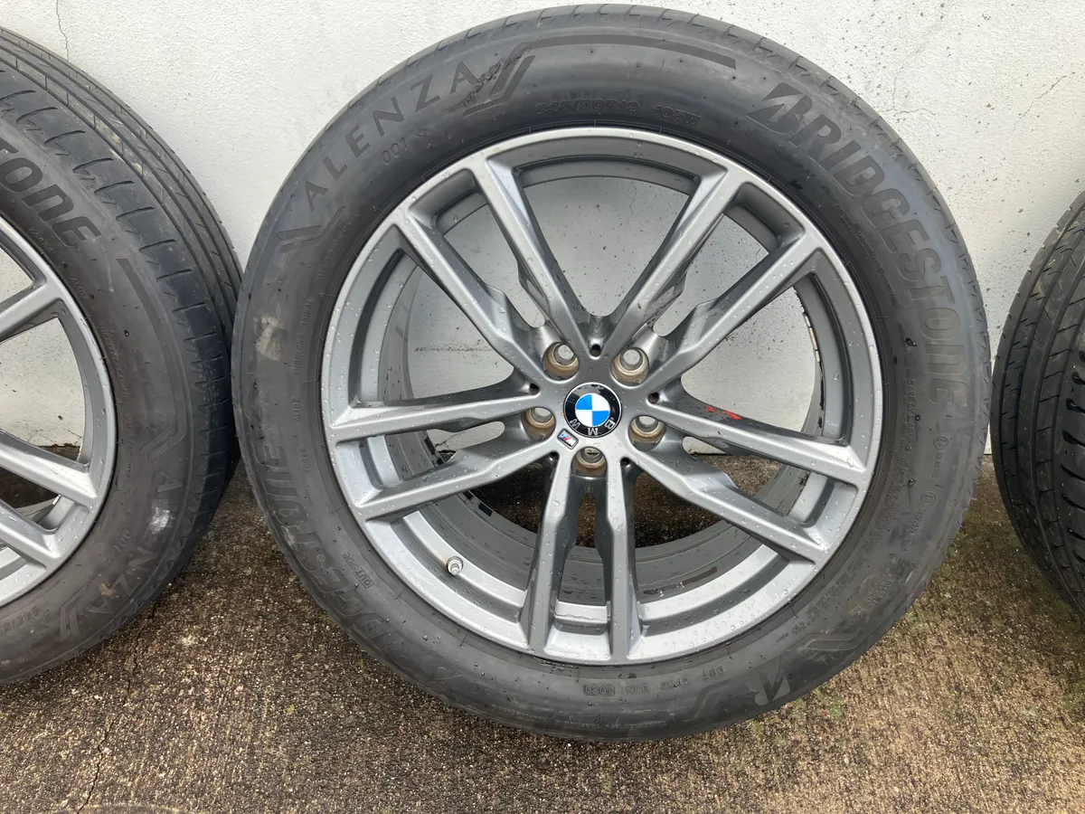 BMW M SPORT 19" ALLOY WHEELS WITH GOOD TYRES - Image 3