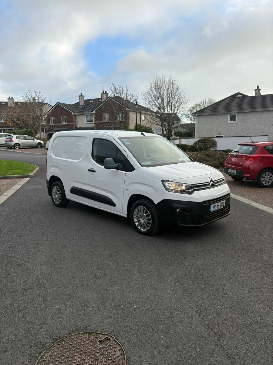 2019 CITROËN BERLINGO - Image 1