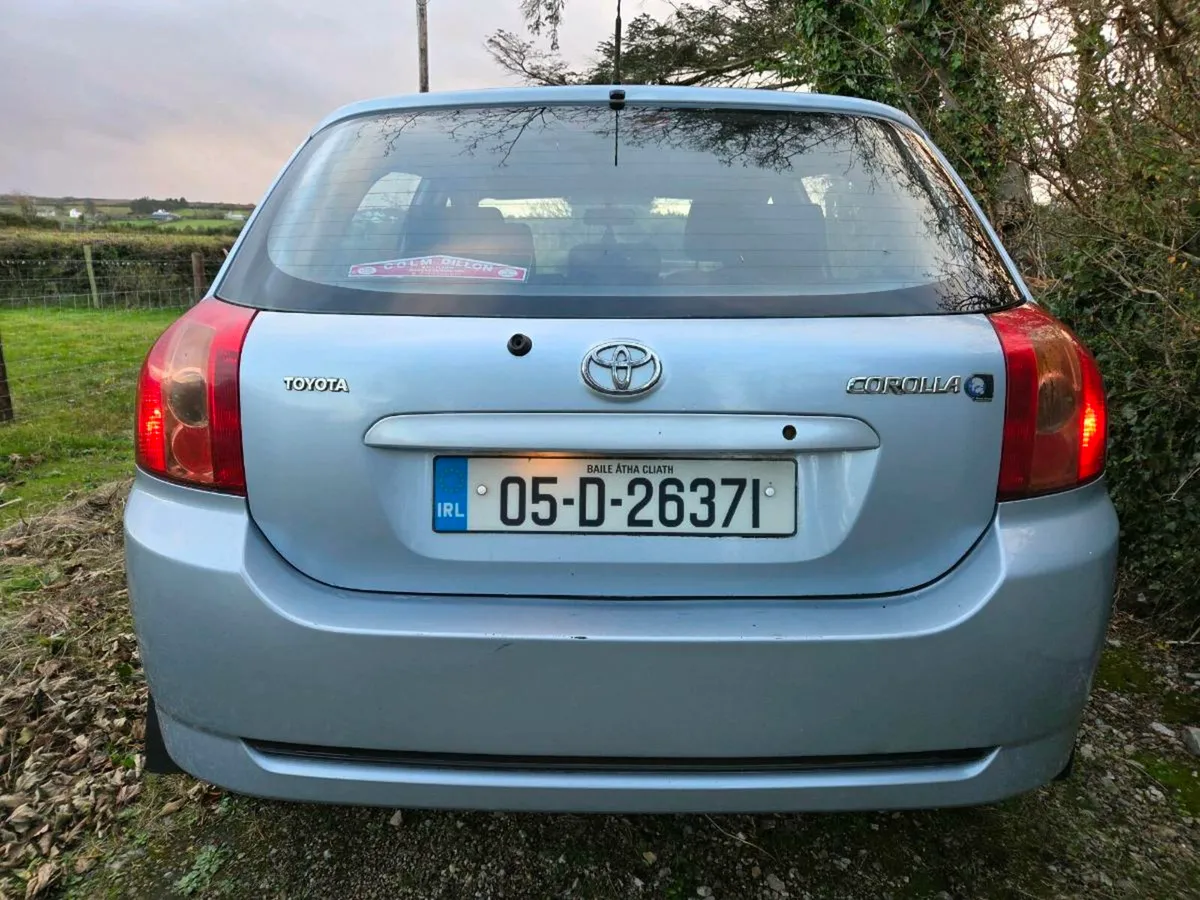 2005 Toyota Corolla - Image 4