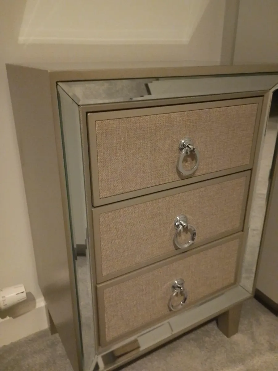 Bedside cabinet - Image 2