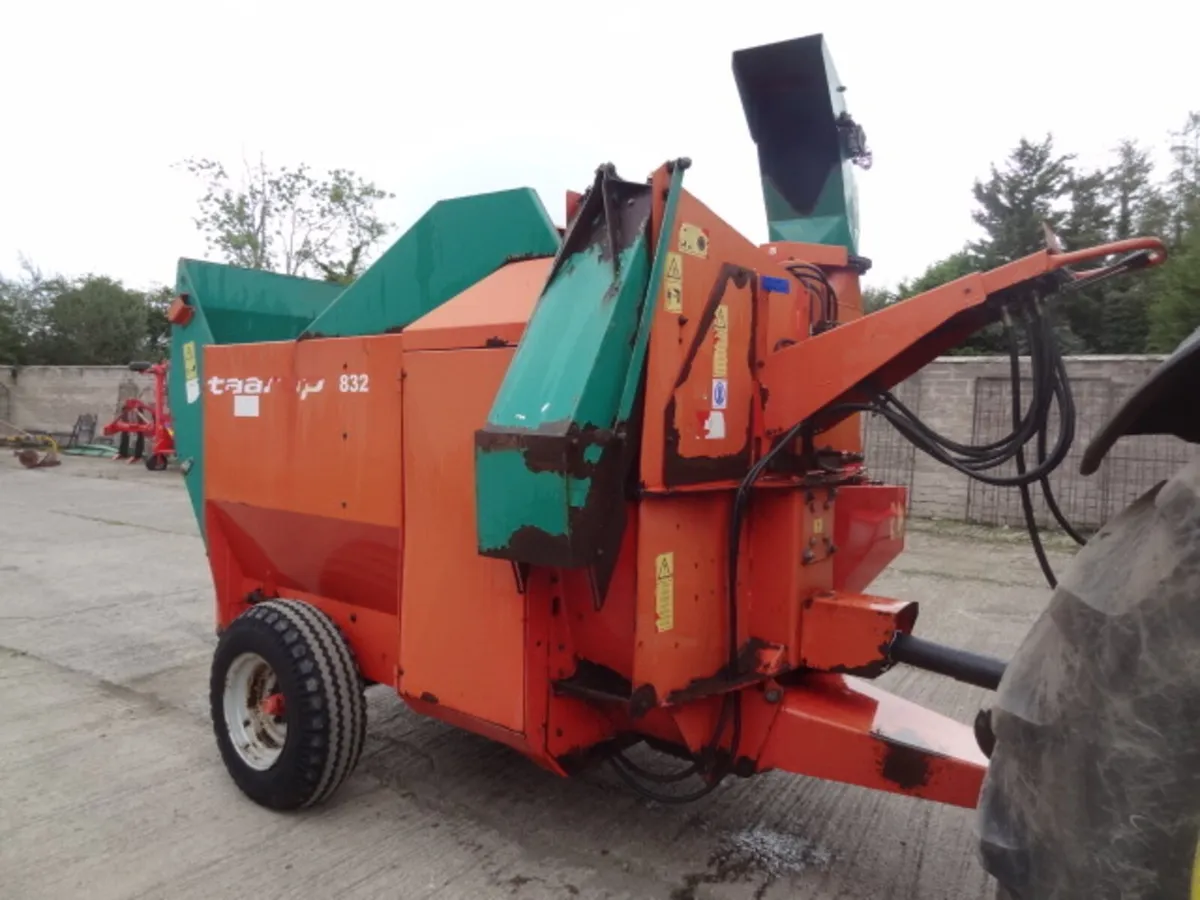 Tarrup 832 Straw Chopper Bedder - Image 1