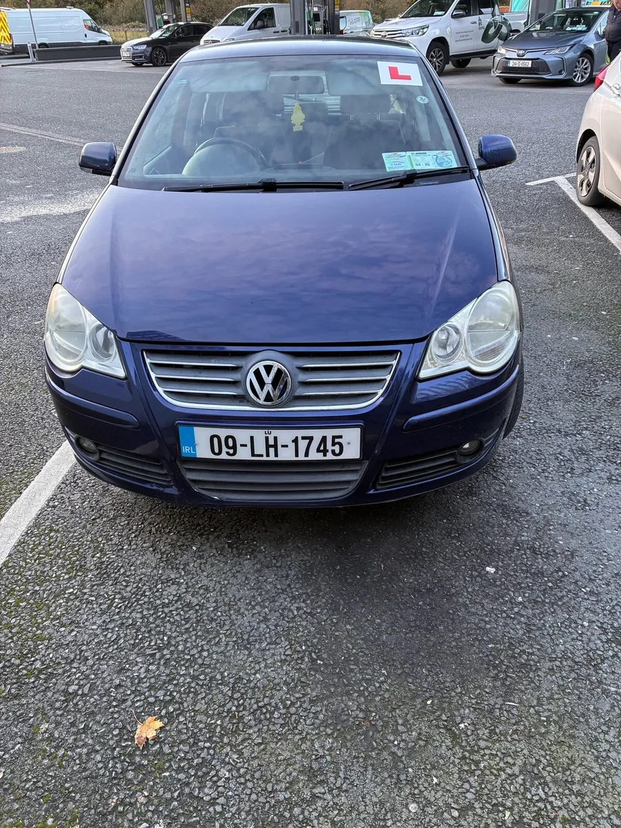 2009 vw polo 1.2 petrol only 3 owners - Image 1
