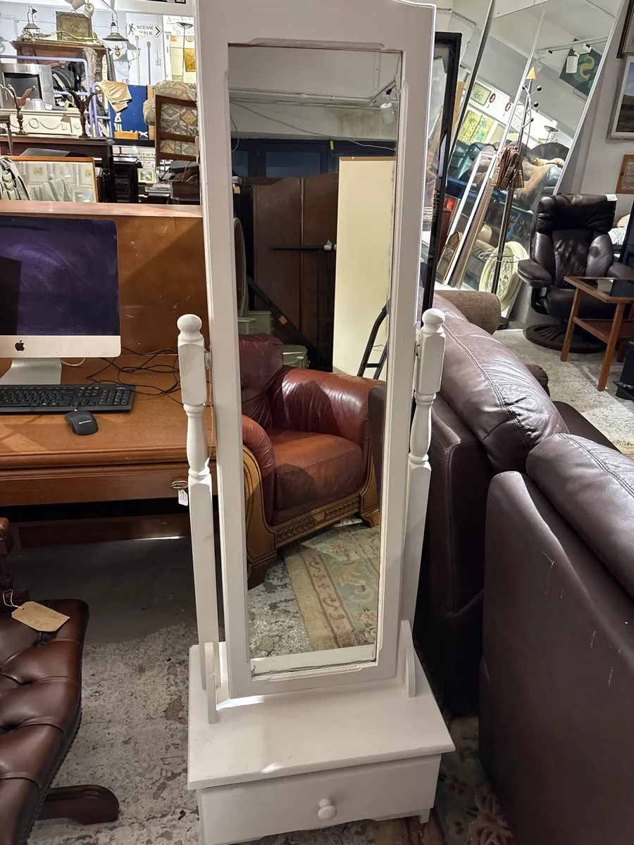 Free standing mirror with storage - Image 1