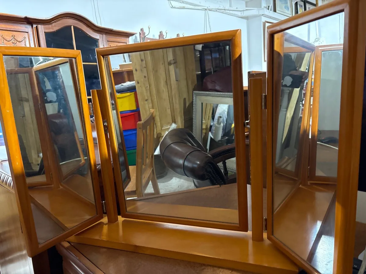 Beauty mirror - Image 2