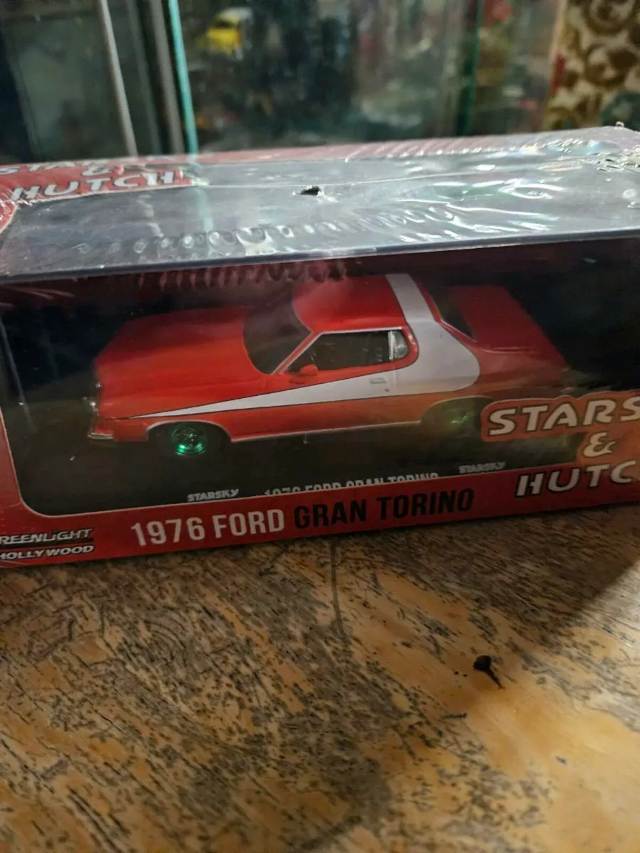 Corgi Greenlight Ford Tarino Starsky and Hutch - Image 2