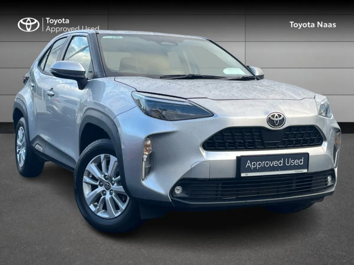 Toyota Yaris Cross YARIS CROSS LUNA - Image 1