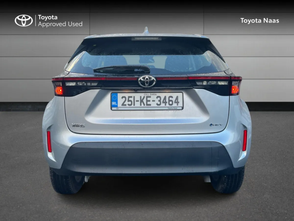 Toyota Yaris Cross YARIS CROSS LUNA - Image 4