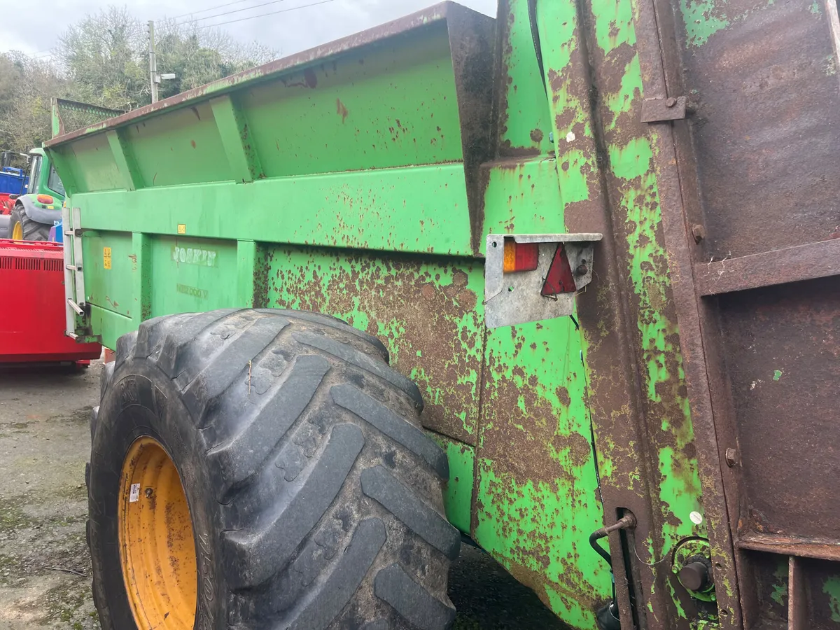 Used Joskin 12Ton Tornado Muckspreader - Image 2
