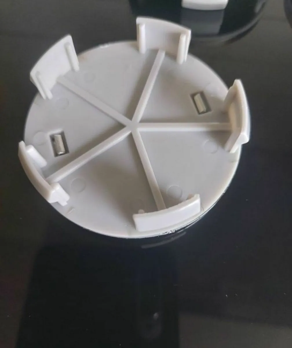 4 x Fiat Centre Caps - FREE POST - Image 3