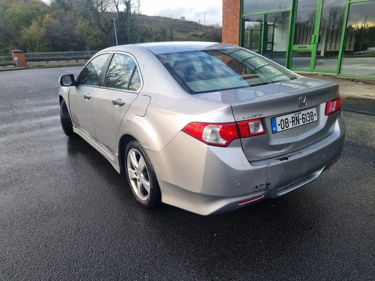 Honda Accord 2008 - Image 3