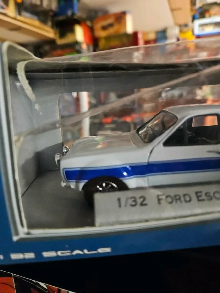 Corgi Saico Ford Escort MKI - Image 2