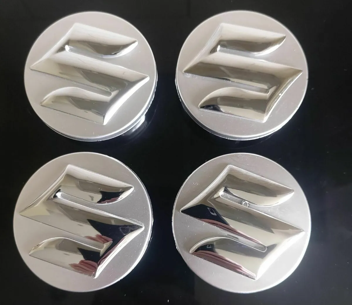 Suzuki Centre Caps - FREE POST - Image 1
