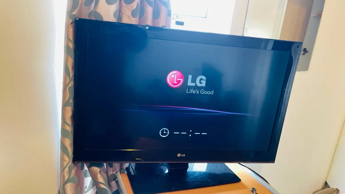 LG Tv - Image 3