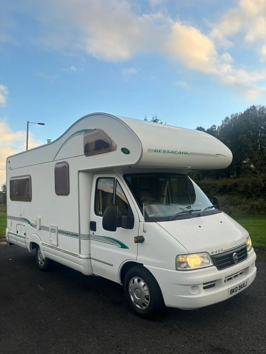 FIAT DUCATO 2.8 TDI BESSACARR 4 berth year 2003 - Image 2