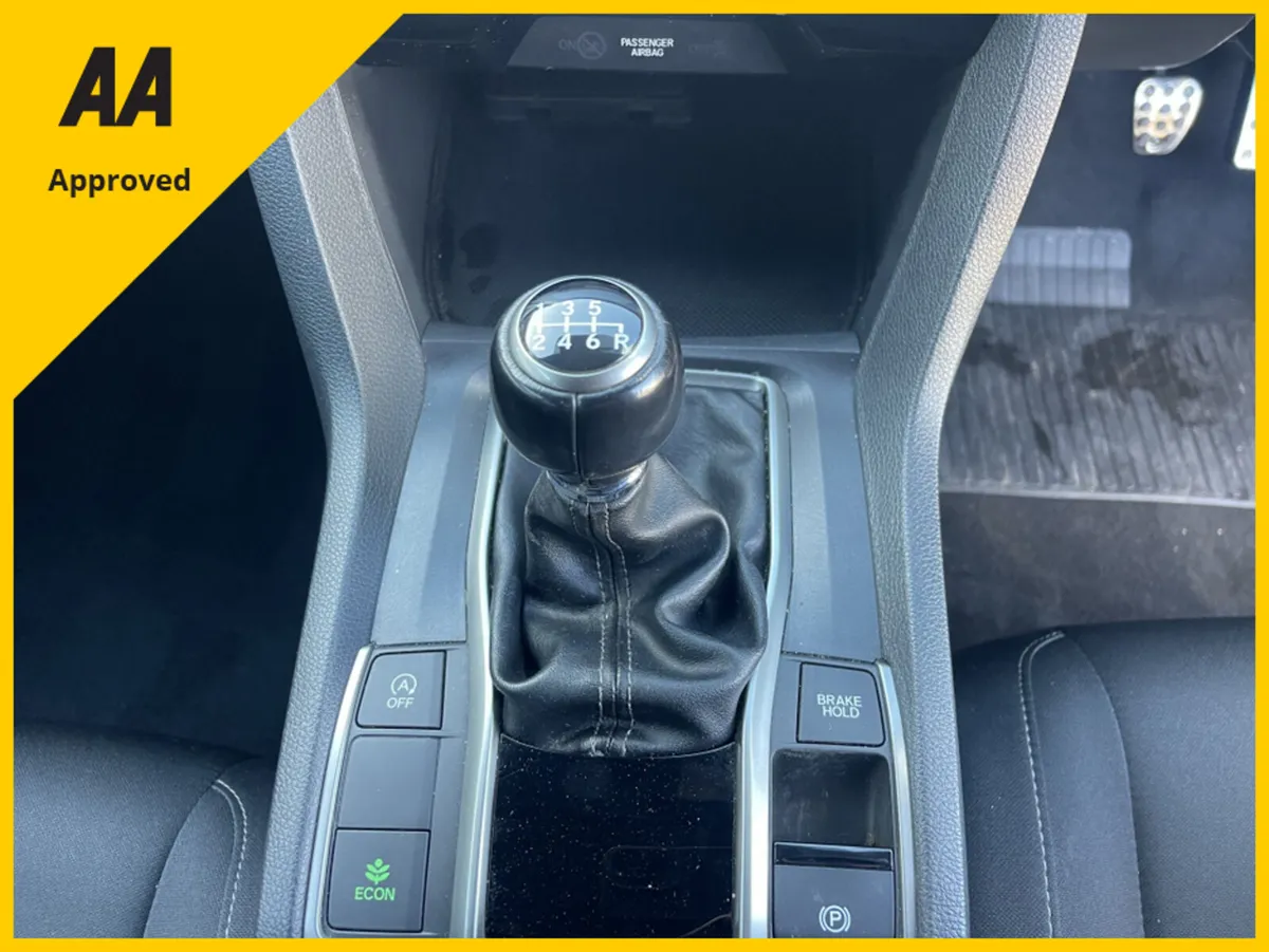 Honda Civic SR VTEC FREE DELIVERY - Image 2