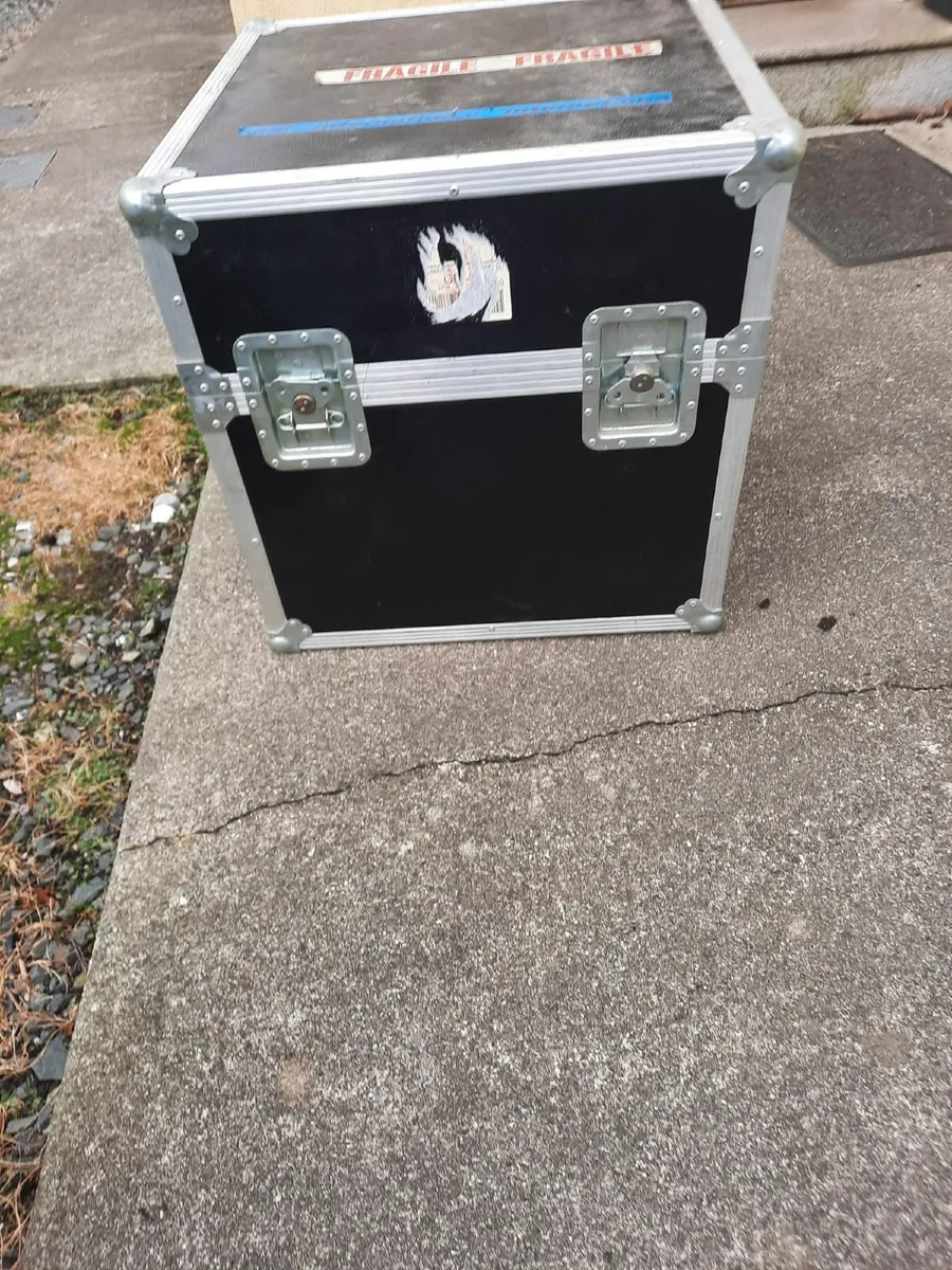 Music equipment - Image 4