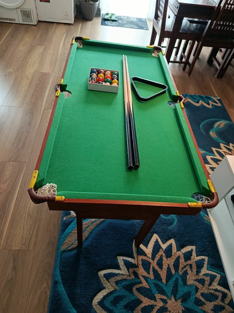 Pool table