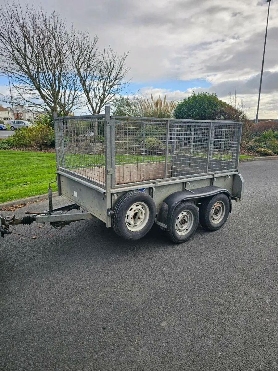 Iverwilliams 8x5 - Image 1