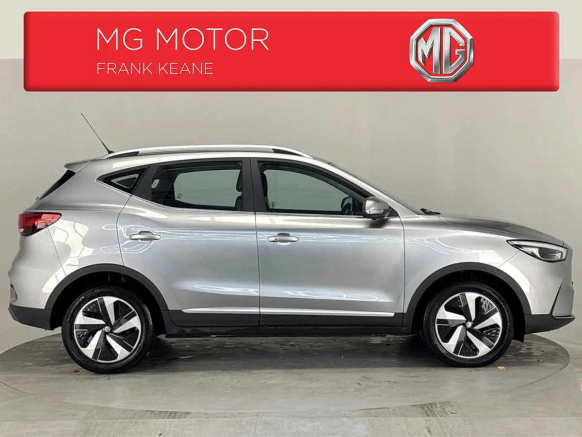 MG ZS TROPHY CONNECT EV**Black Leather Interior**D - Image 3