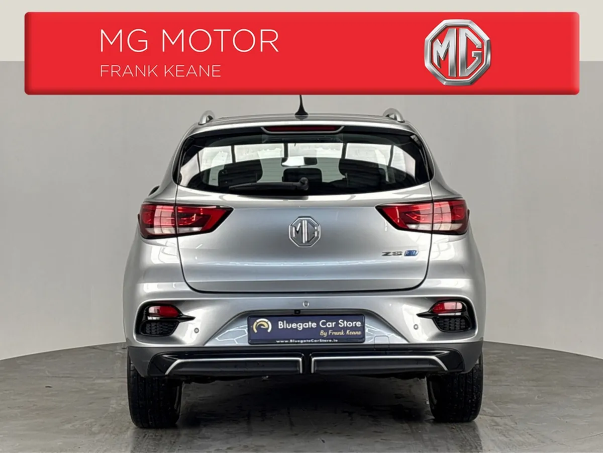 MG ZS TROPHY CONNECT EV**Black Leather Interior**D - Image 4