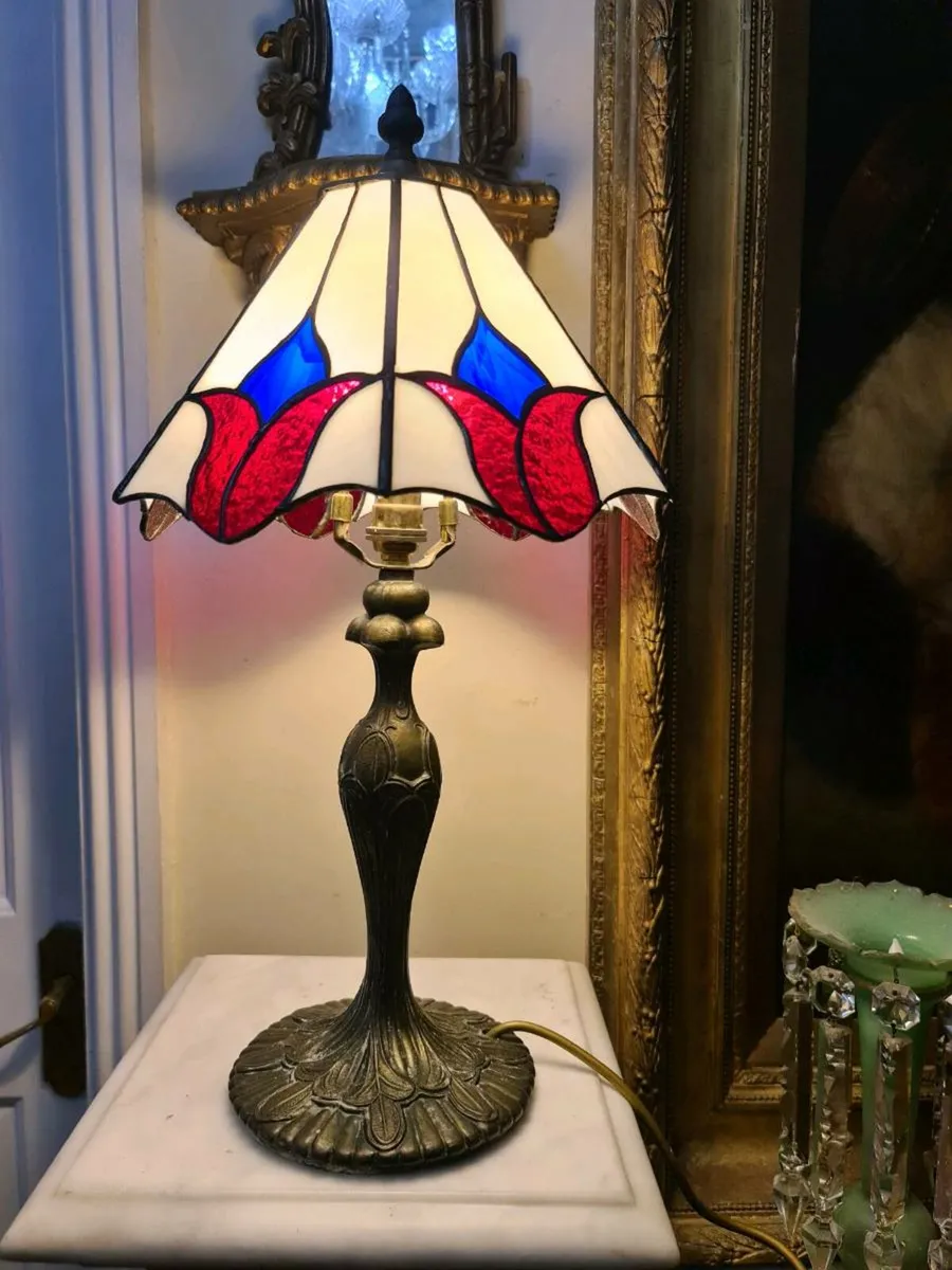 Pair of vintage tiffany lamps - Image 2