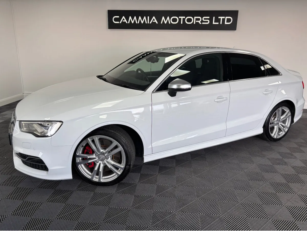 Audi S3 AUDI S3 SALOON 300BHP AUTO ONLY 17,000 KIL - Image 3