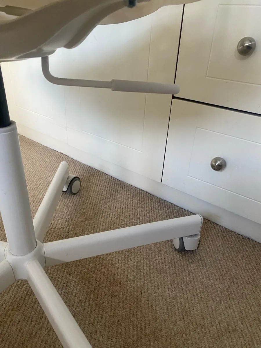 Ikea swivel desk chair - Image 3