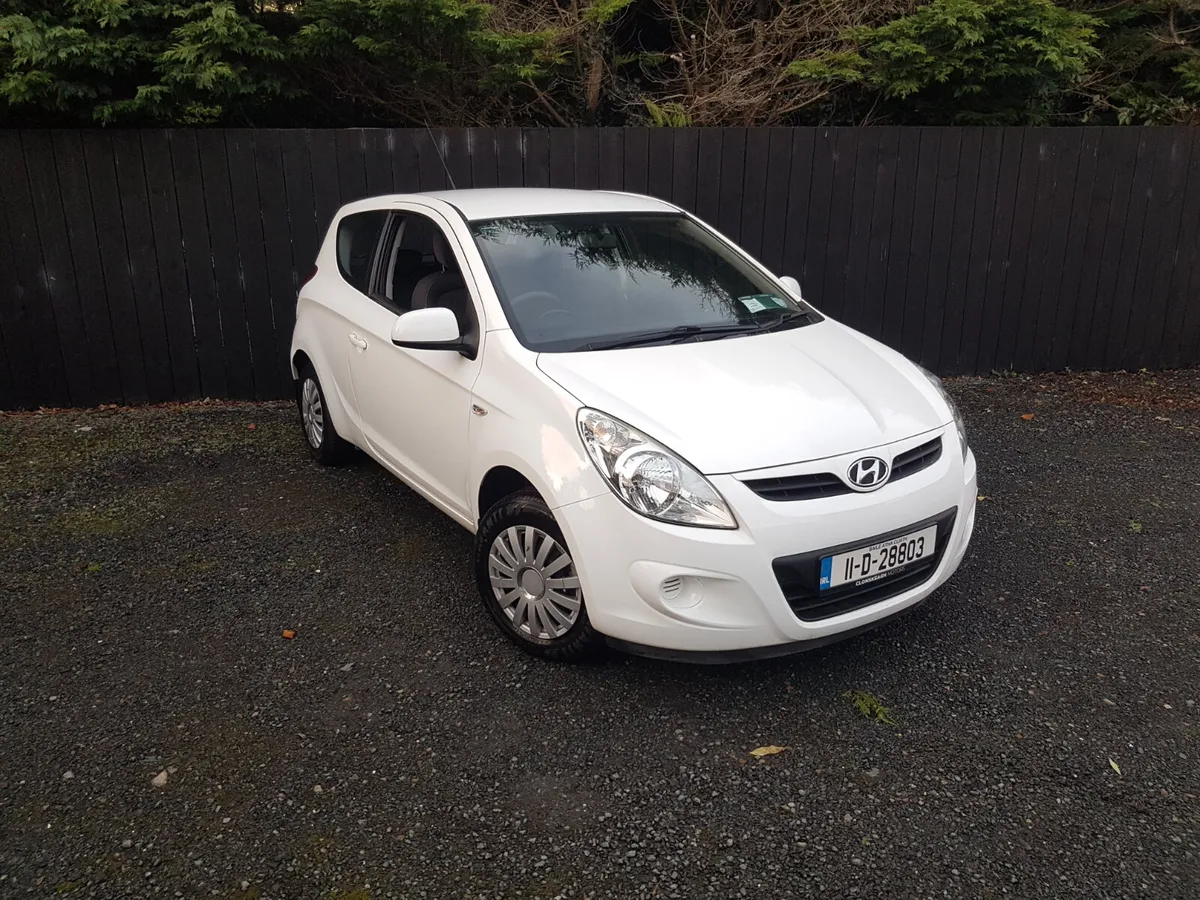 I20 .. LOW LOW KMS.. NCT TODAY - Image 3