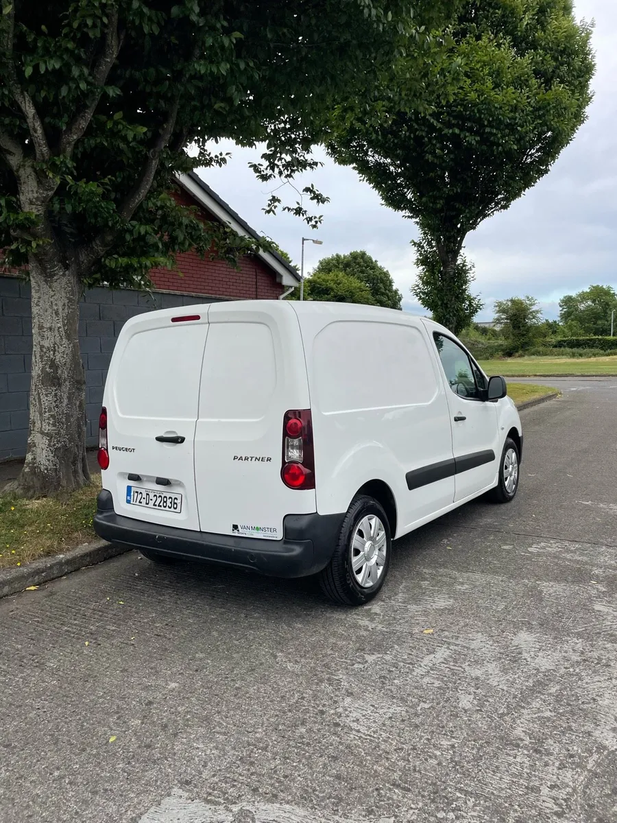 Peugeot partner new doe very clean - Image 3