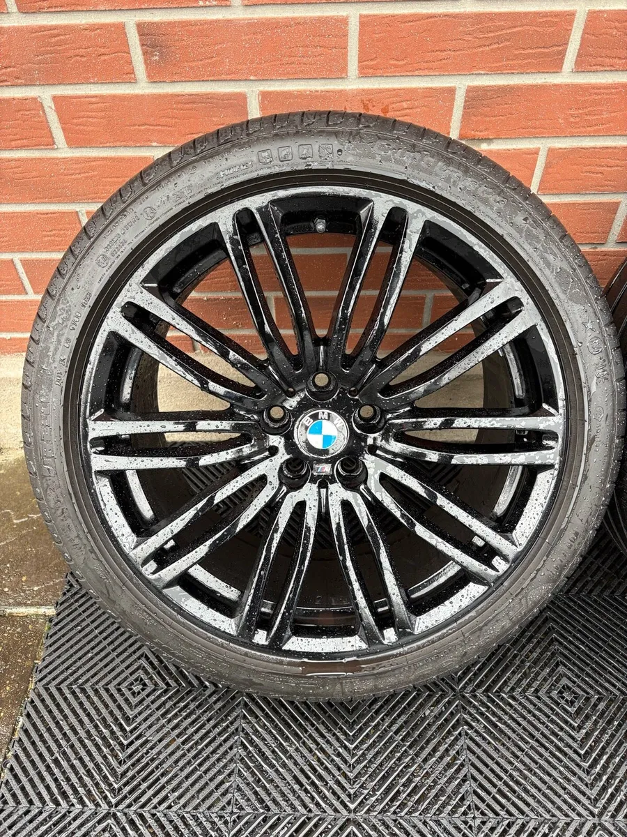 19” BMW M-Sport Alloys - Image 2