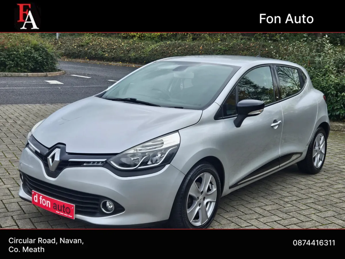 Renault Clio 1.2 PETROL DYNAMIQUE 5 DOOR HATCHBACK - Image 3
